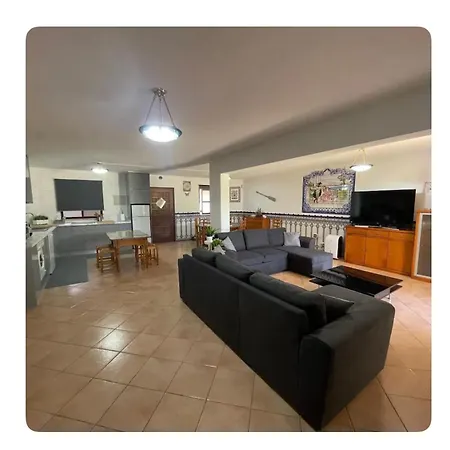 Oura Estrela Apartment