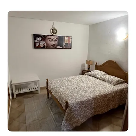Oura Estrela Apartment *